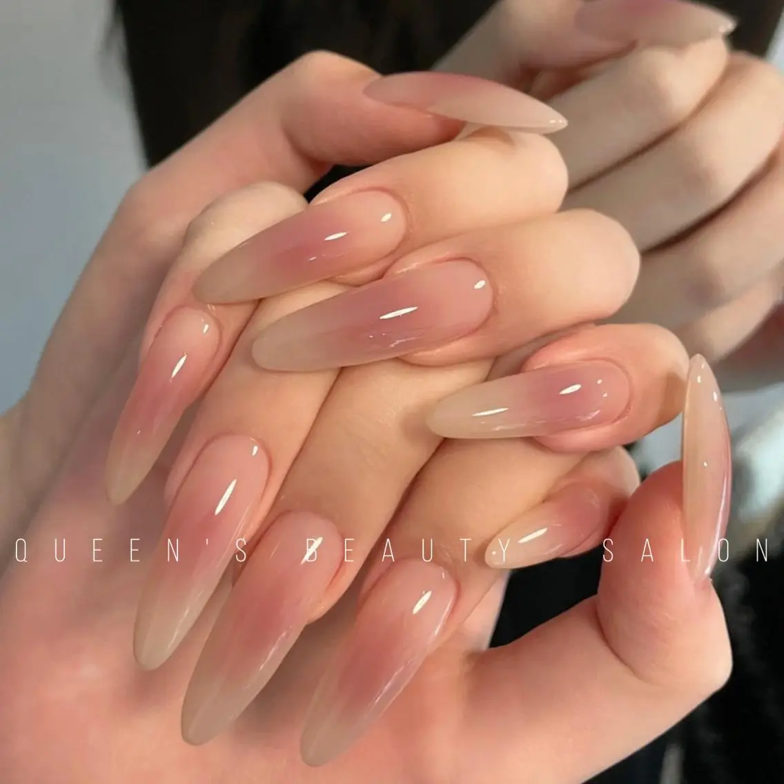 ネイル ハンドネイル Queens マオのネイルデザイン