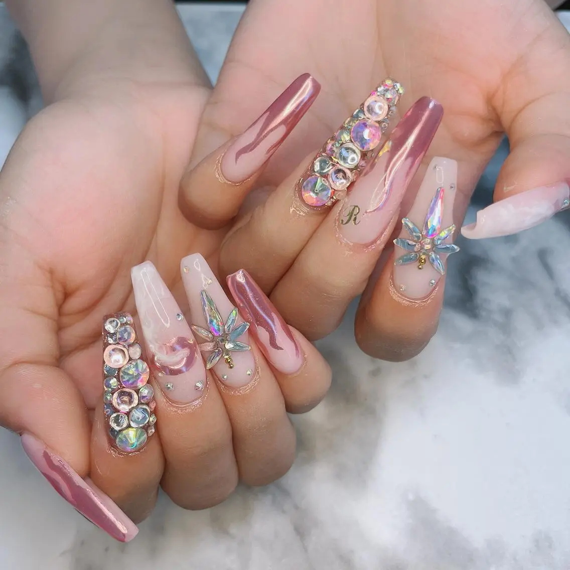 ネイル ハンドネイル Kayo 💅のネイルデザイン
