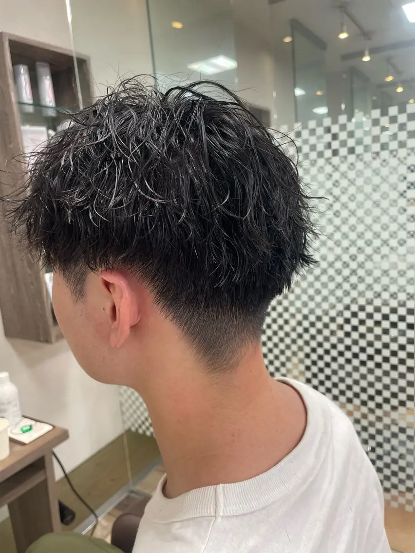 パーマ カット 前田圭哉／ストレート ／艶髪／艶カラーのヘアスタイル