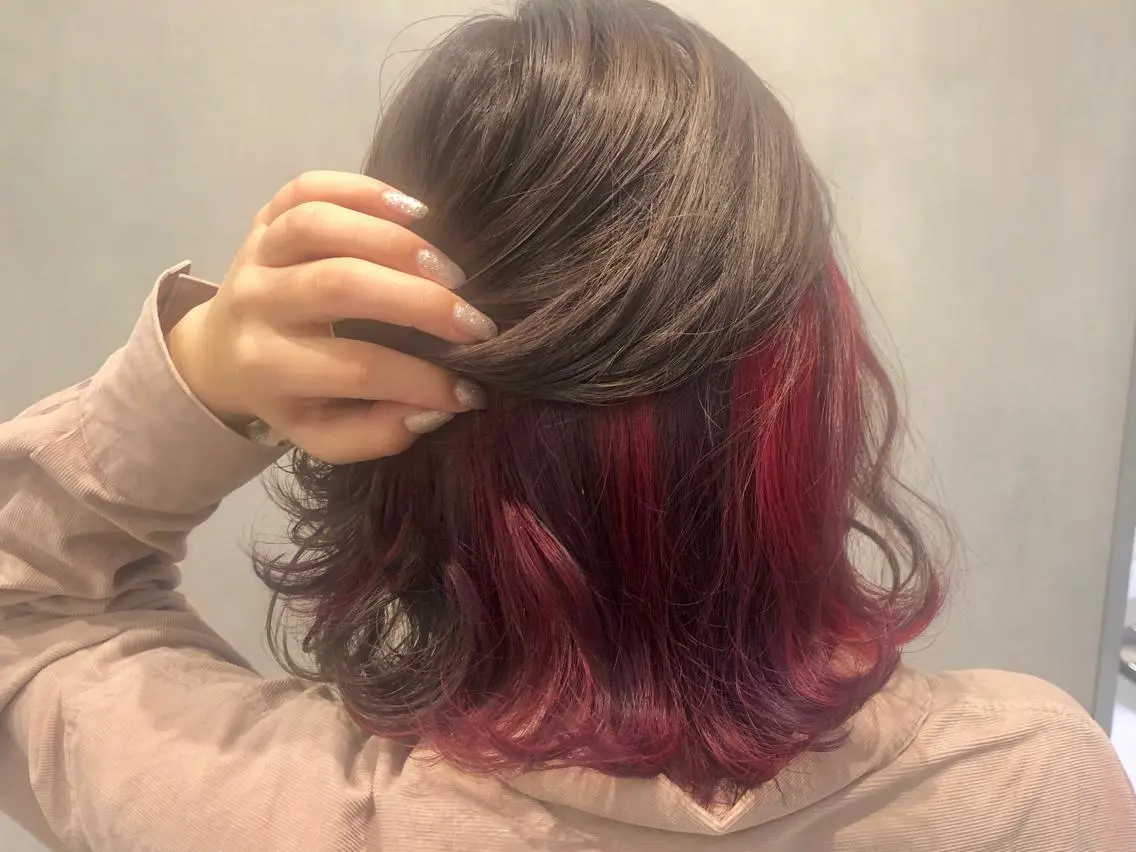 ミディアム カラー パーマ ヘアアレンジ 渡邊 桃香のヘアスタイル