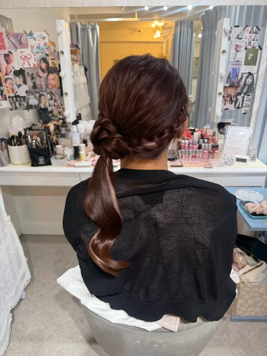 ロング ヘアアレンジ お団子ヘア ココシャル miranoのヘアスタイル