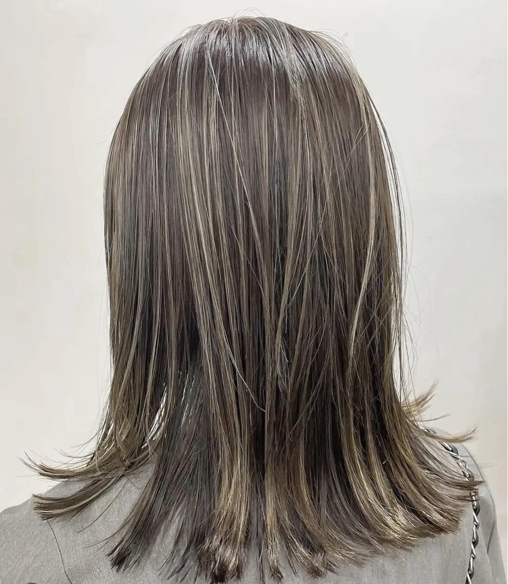 カラー ヘアカラー KAEDE🎀 ハイライトのヘアスタイル