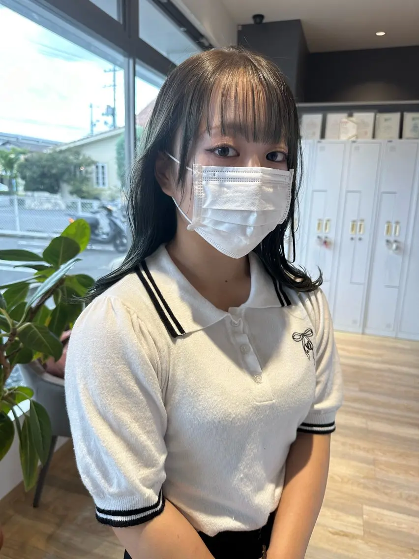 当日１名様限定！【カット＋艶カラー】の写真