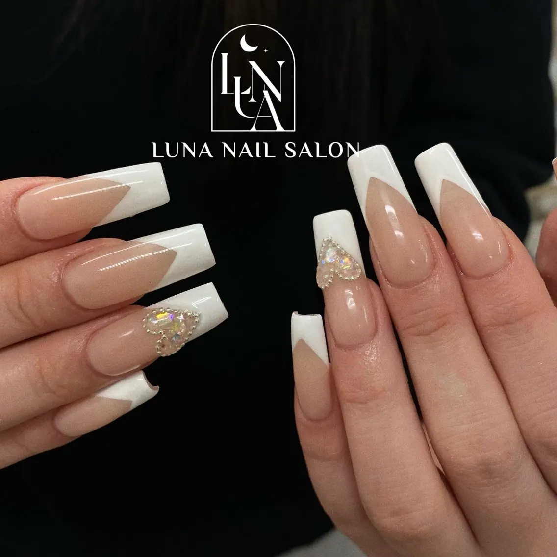 ネイル アートネイル フレンチネイル ジェルネイル ガラスフレンチ 韓国ネイル ハンドネイル ハンドケア LUNA Nail salon💕のネイルデザイン