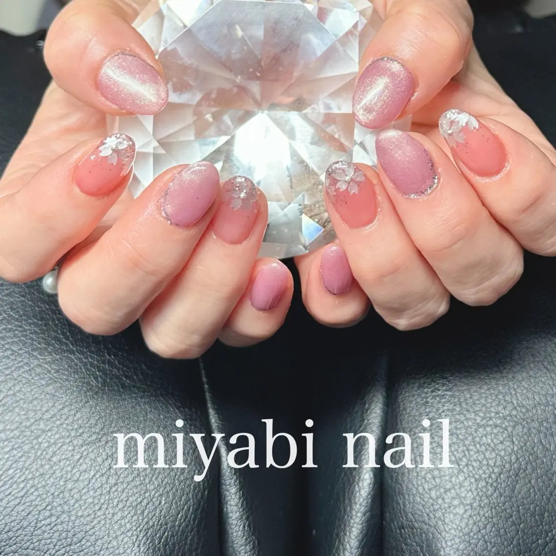 ネイル アートネイル 桜ネイル ジェルネイル キラキラネイル マグネットネイル ハンドネイル miyabi nail 桂川駅近くのネイルデザイン