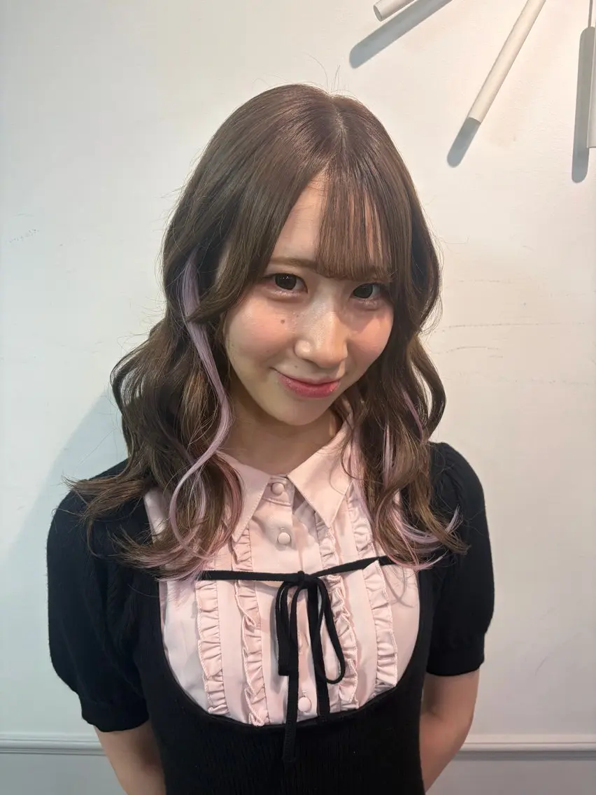 ロング エクステ 学生 エクステ デザインカラー🌈 メイク💄ヒカリ🌟のヘアスタイル