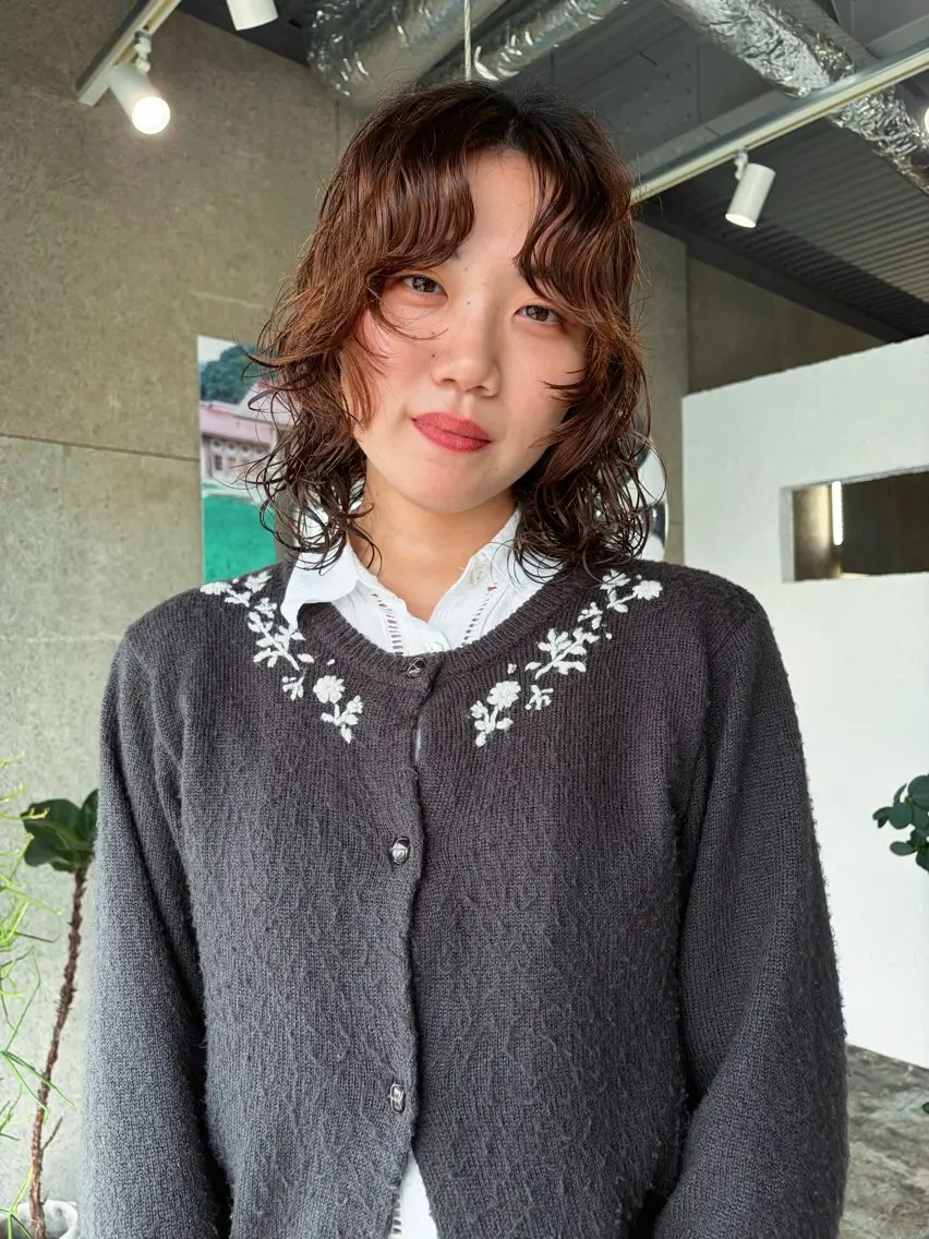 ミディアム パーマ カット パーマ eim AYUKAのヘアスタイル
