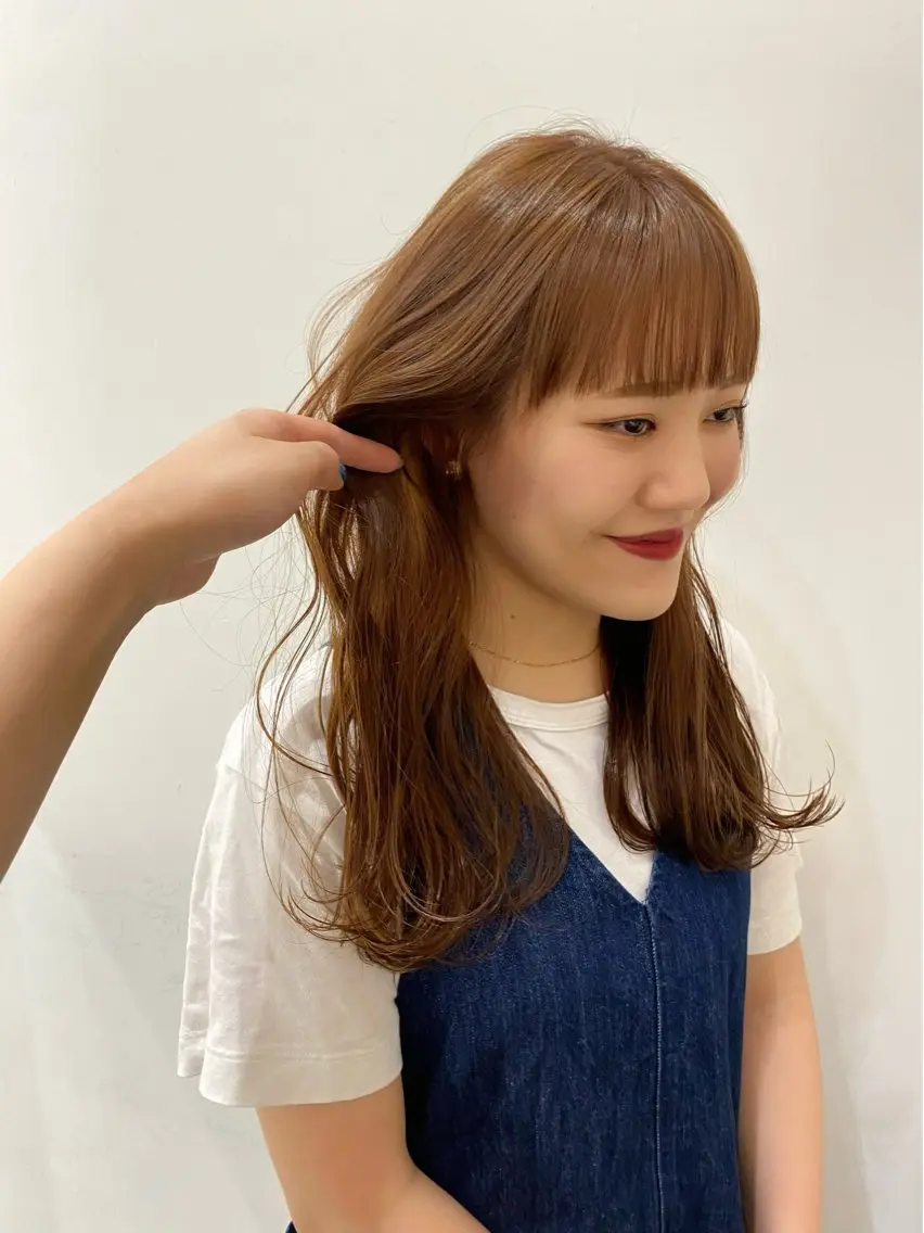 ロング カラー ベージュカラー オレンジ オレンジベージュ 関 桃萌果のヘアスタイル