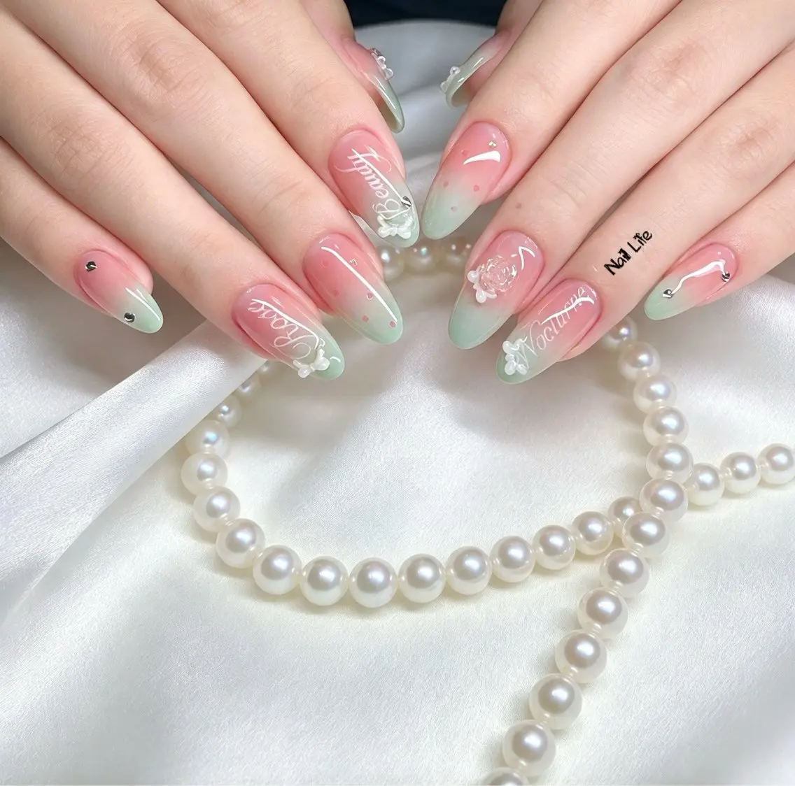 ネイル アートネイル Nail Lifeのネイルデザイン