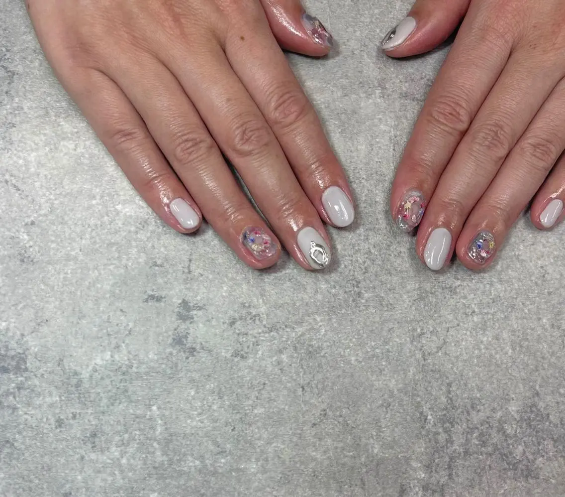 ネイル ニュアンスネイル ぷっくりネイル 春ネイル ハンドネイル ハンドケア FASTNAIL PLUS 新宿店のネイルデザイン