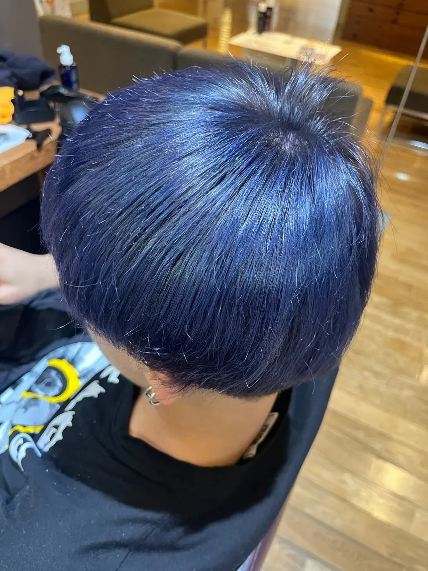 ショート カラー 中農 有梨恵のヘアスタイル