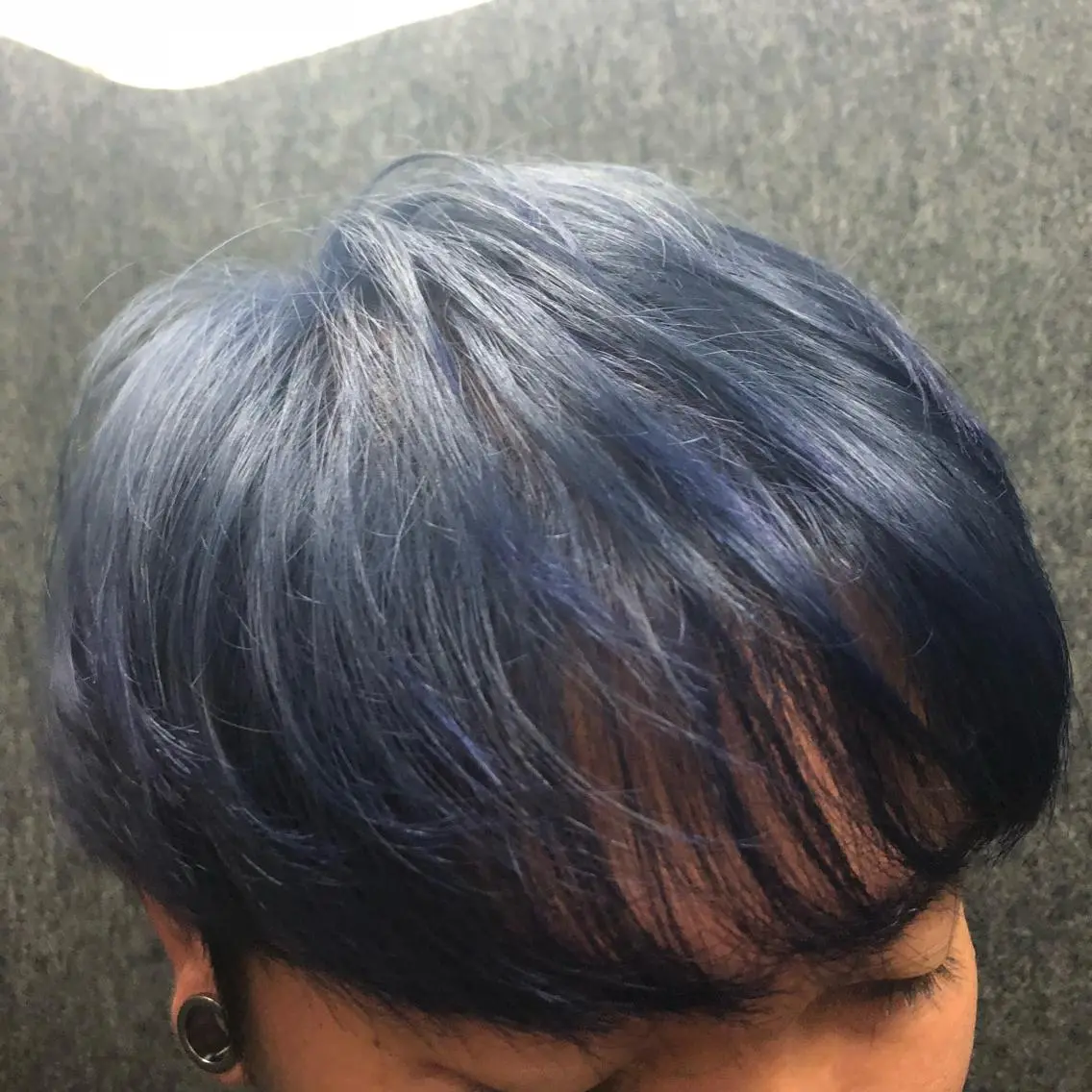 カラー 横瀬 稀のヘアスタイル