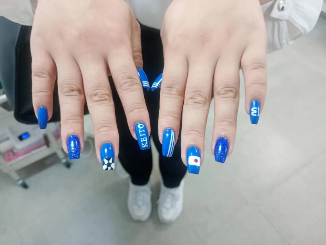 ネイル フレンチネイル ジェルネイル ガラスフレンチ 韓国ネイル マグネットネイル ハンドネイル ハンドケア The Nail 新大久保店のネイルデザイン