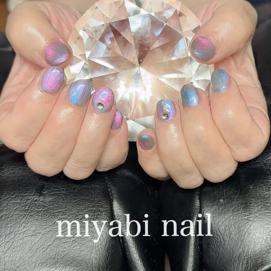 ネイル オーロラネイル ジェルネイル キラキラネイル マグネットネイル 持ち込み ハンドネイル miyabi nail 桂川駅近くのネイルデザイン