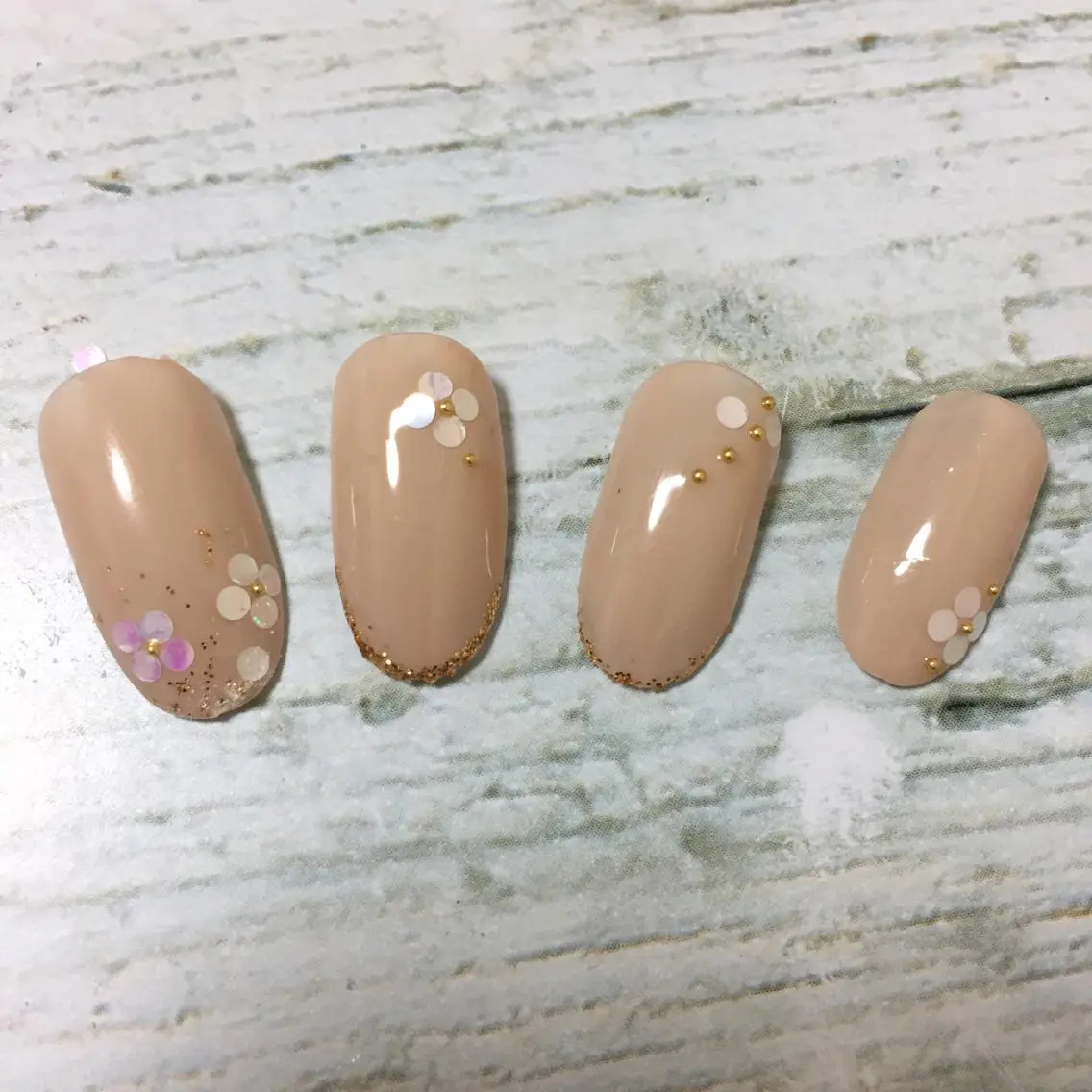 ネイル ストーンネイル CHERIMO シェリモのネイルデザイン