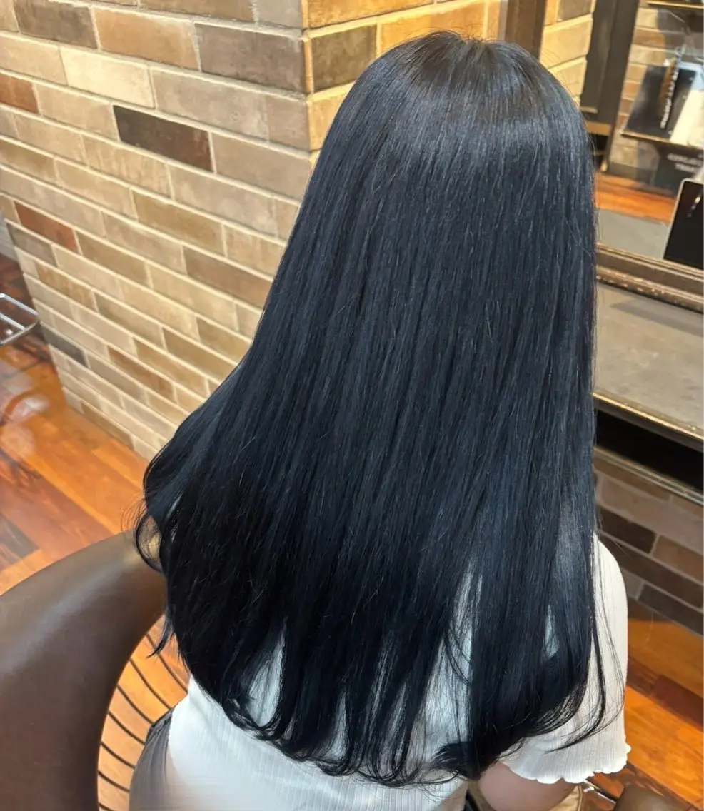 ロング LUCIE立川 SARIIのヘアスタイル