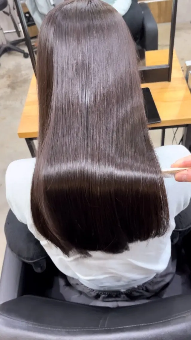ロング パーマ 髪質改善 縮毛矯正 トリートメント 酸性ストレート ストレートパーマ とうだだいき レイヤー/髪質改善のヘアスタイル