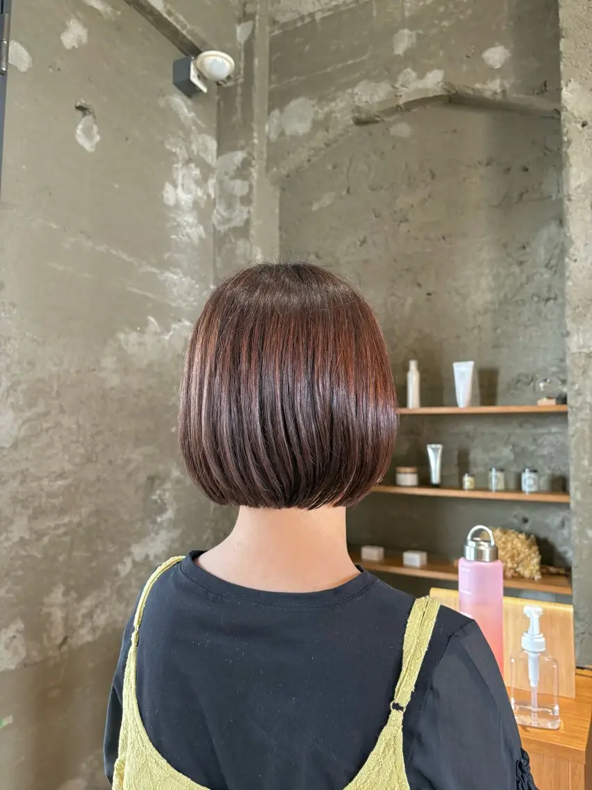 ボブカット+フルカラーの写真