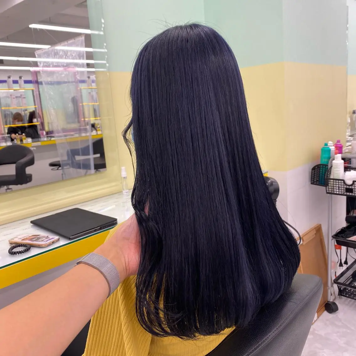 セミロング カラー ヘアアレンジ mai🍑暖色カラー /レイヤー💖のヘアスタイル