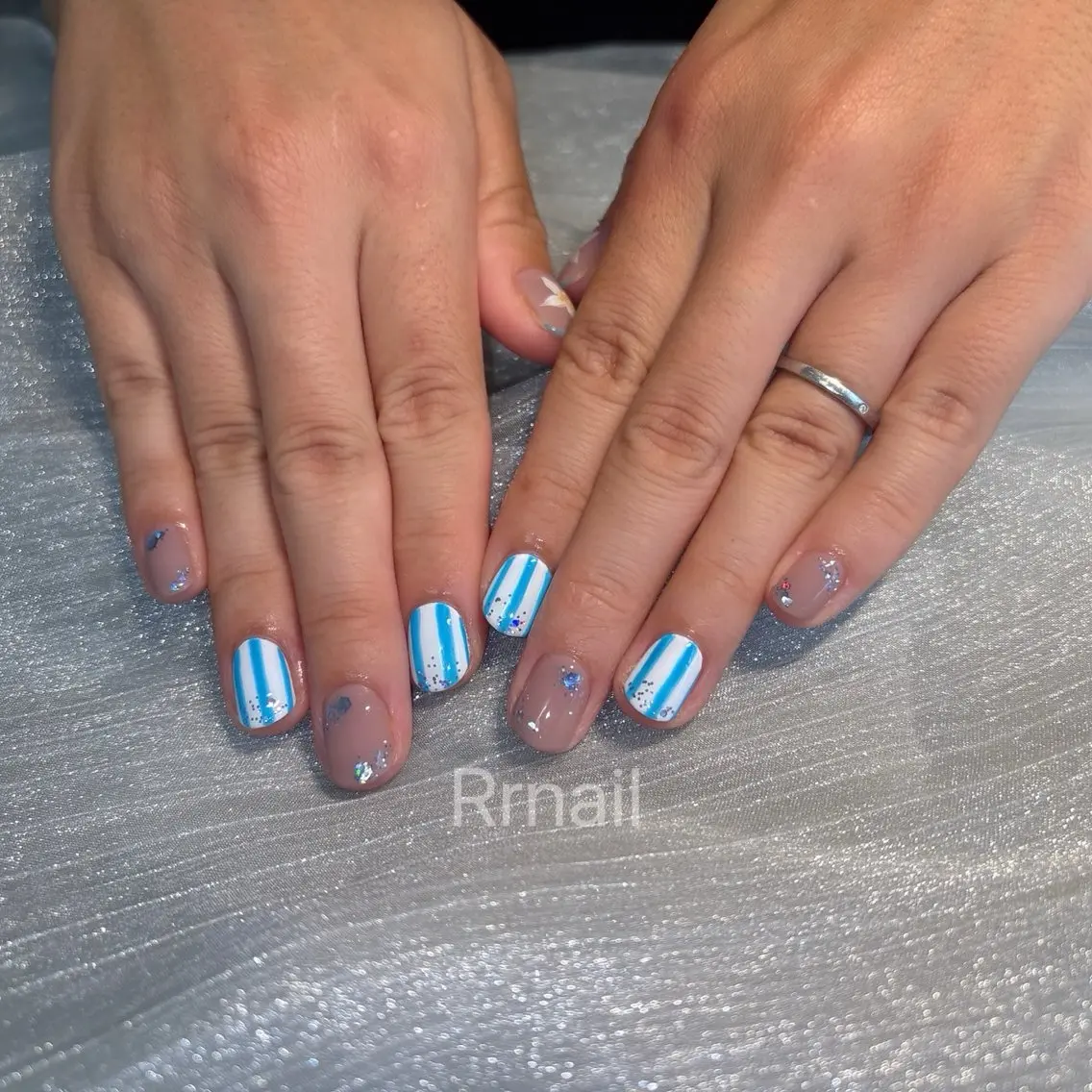 ミディアム ハンドネイル Rr Nailのネイルデザイン
