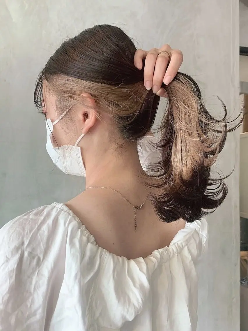 カラー ヘアカラー 吉岡 茉穂のヘアスタイル