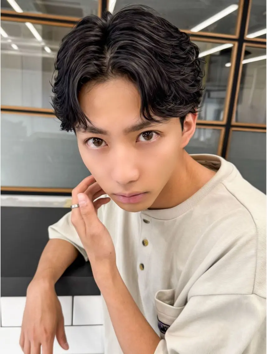 🏆人気No.2🏆トレンドカット+毛流れパーマ/ニュアンス/フェザー+トリートメント⭐️の写真