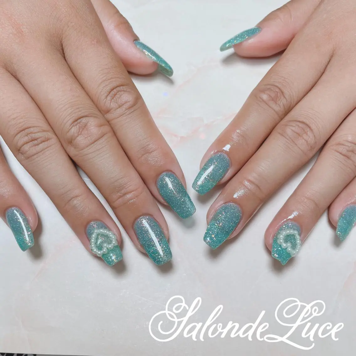 ネイル ハート キラキラネイル Salon de Luceのネイルデザイン