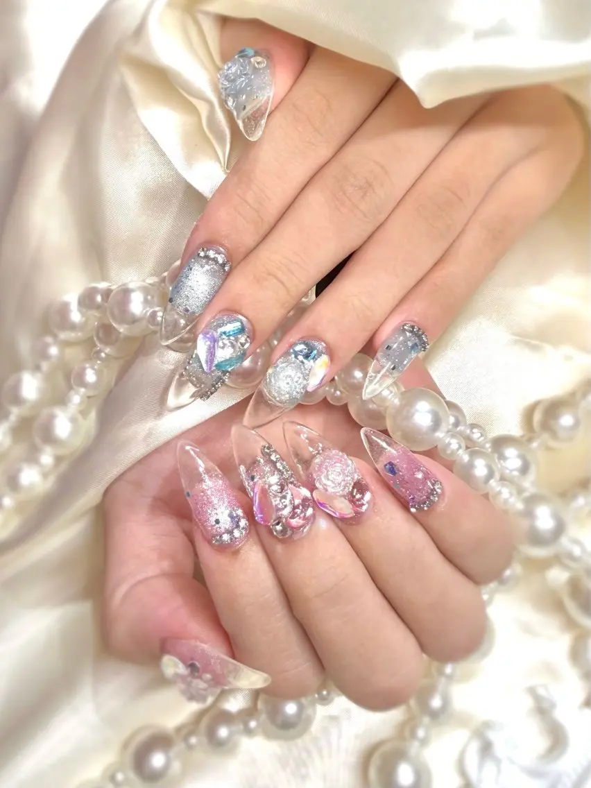 ネイル クリアネイル RitsNail 🤍 RENAのネイルデザイン