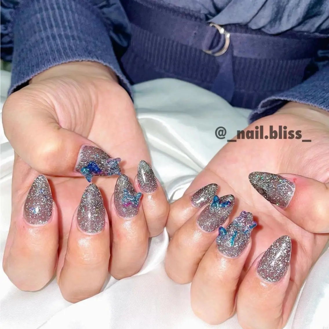 ネイル クリアネイル フラッシュネイル ジェルネイル 氷ネイル・うるうるネイル キラキラネイル ハンドネイル NAIL BLISSのネイルデザイン