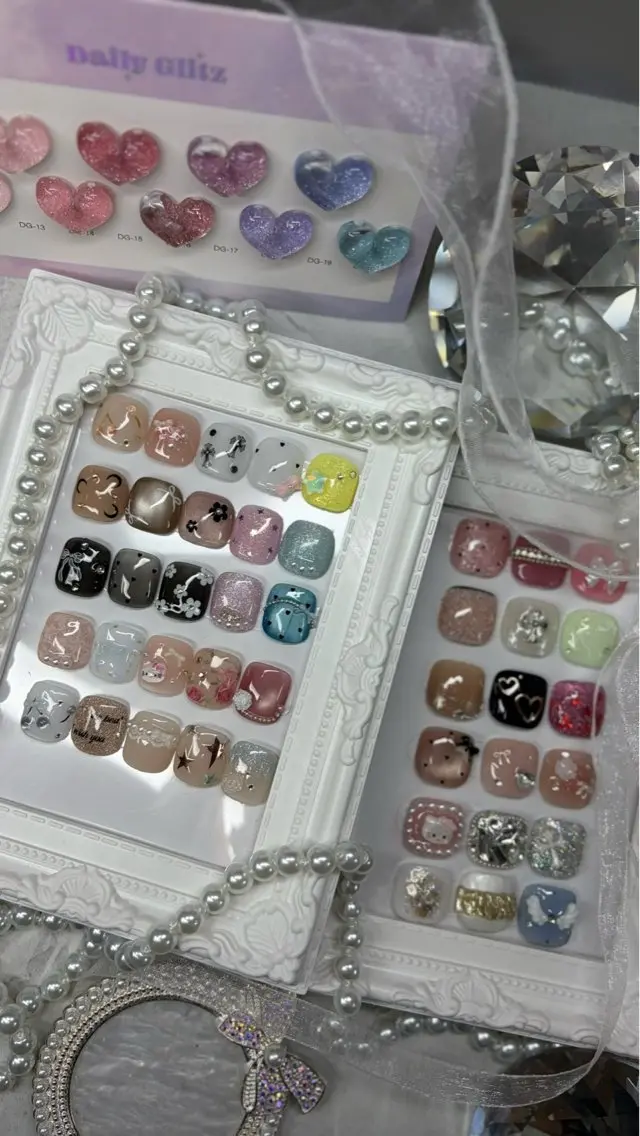 ネイル フットネイル 🧸RU ALLY asumi❁⃘*.ﾟのネイルデザイン