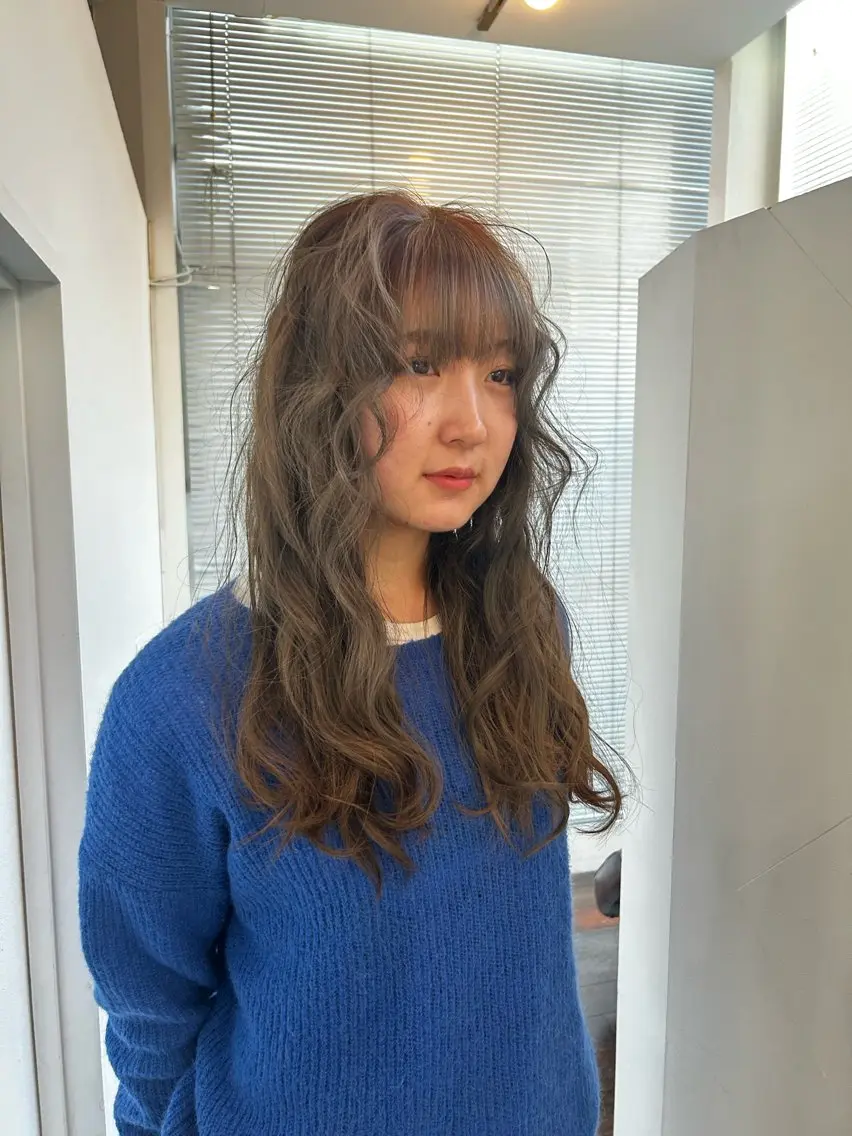 カラー かがやしづ ⭐️カラーモデルのヘアスタイル