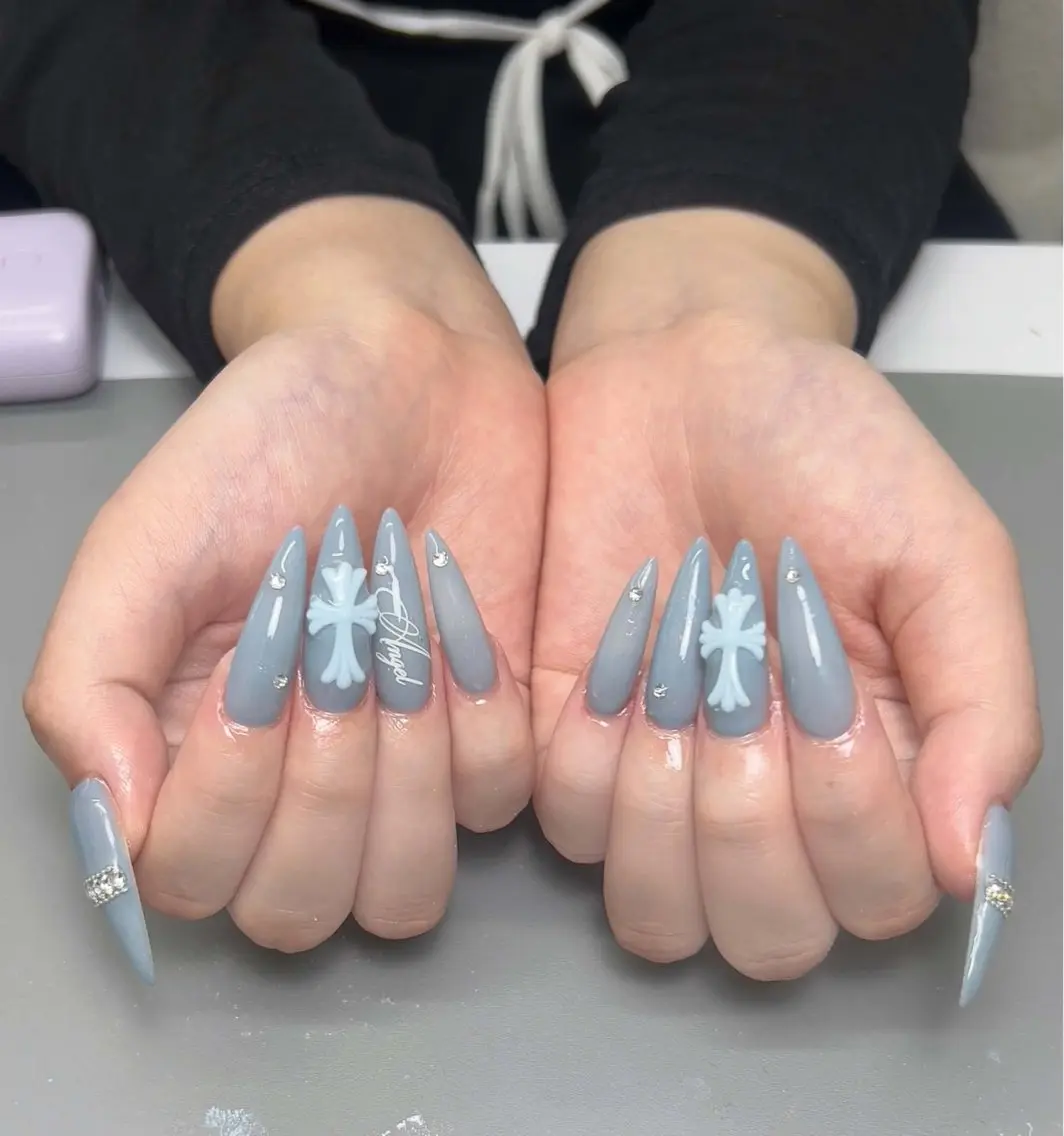 ネイル オーロラネイル チークネイル フラッシュネイル フレンチネイル ジェルネイル ハンドネイル Hann Nailのネイルデザイン