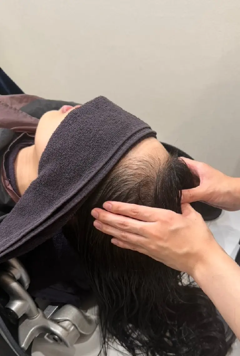 ヘッドスパ 頭皮診断◎ スパニスト 折井のヘアスタイル