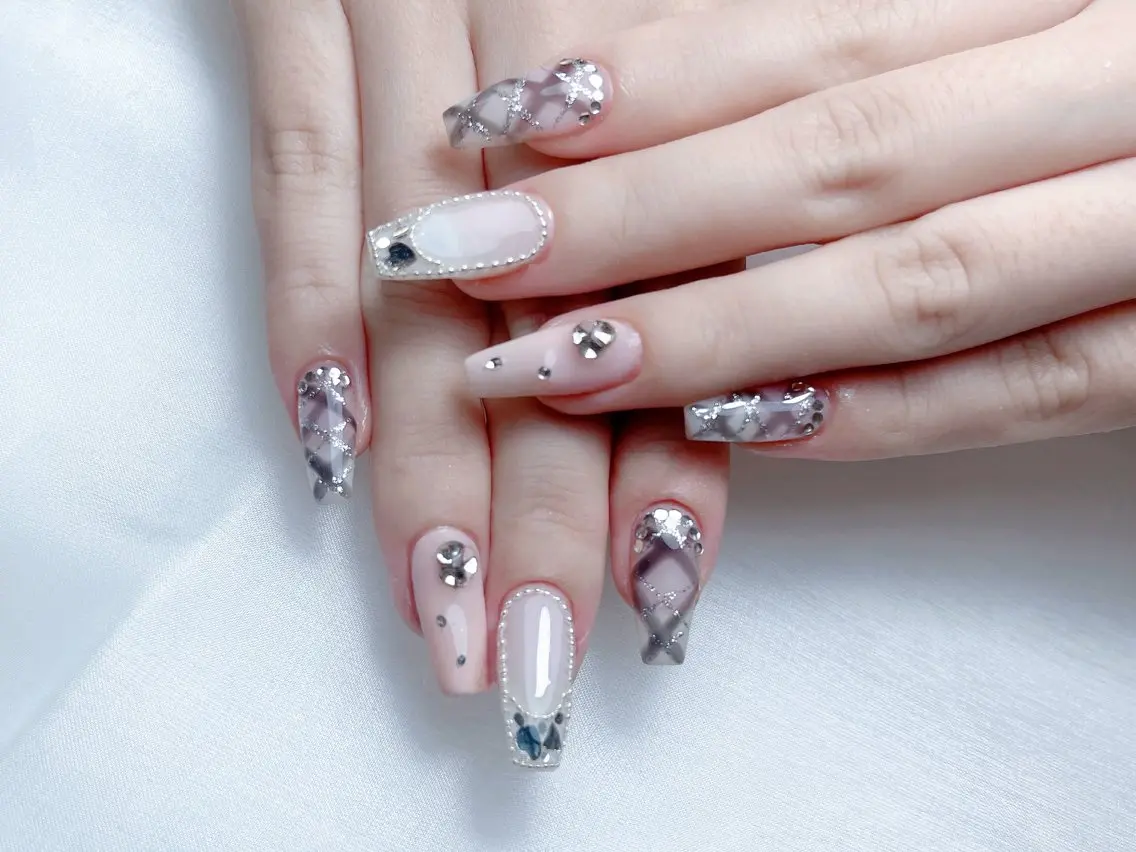 ネイル ハンドネイル M🌷nail 長さだし専門店のネイルデザイン