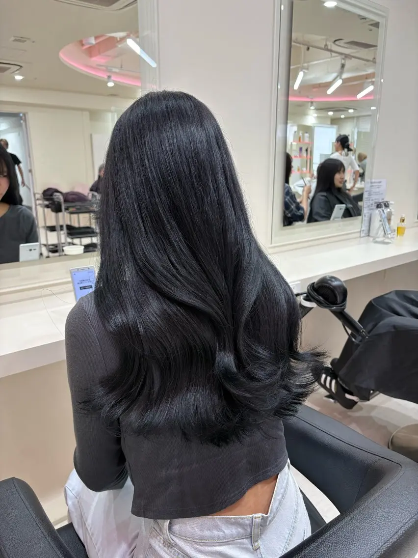 セミロング カラー ヘアアレンジ 💟RINNA 艶カラー💟のヘアスタイル