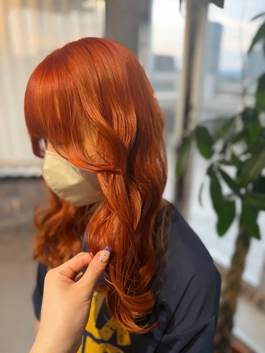 セミロング 縮毛矯正 TIDEHAIR shina⋆𝜗𝜚のヘアスタイル