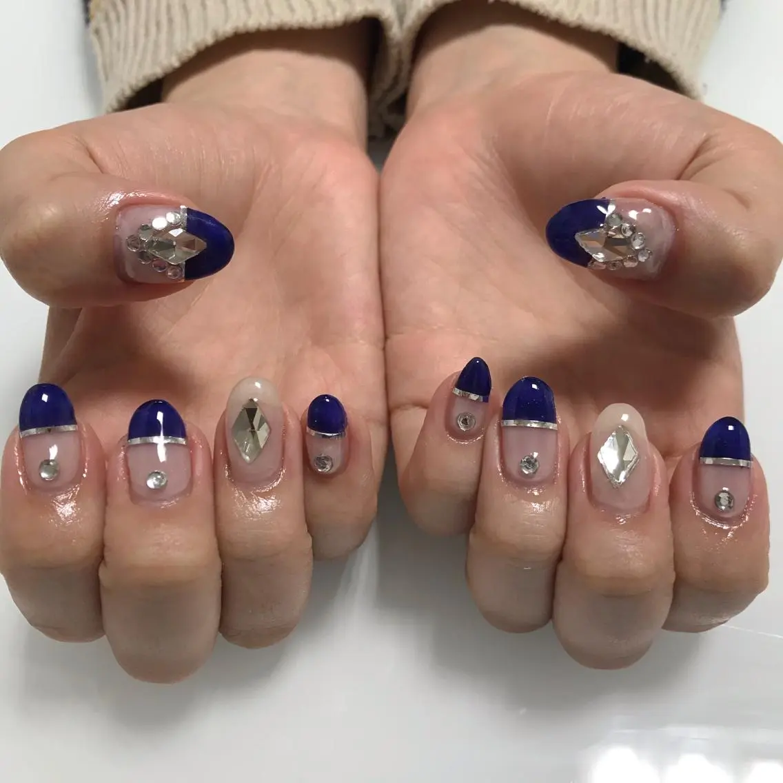 ネイル ハンドネイル MoonLight MIHOのネイルデザイン
