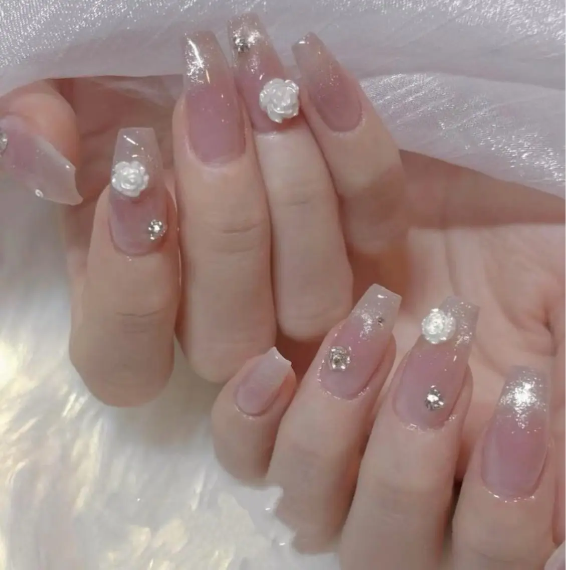 ネイル ハンドネイル L&Y Nail salonのネイルデザイン