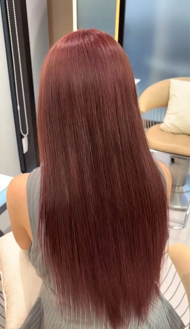 ロング カラー あいり／艶髪 、透明感カラー🩶のヘアスタイル