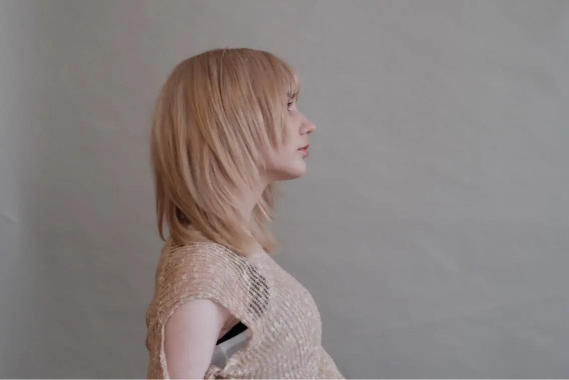 セミロング カラー アライ ナタカのヘアスタイル