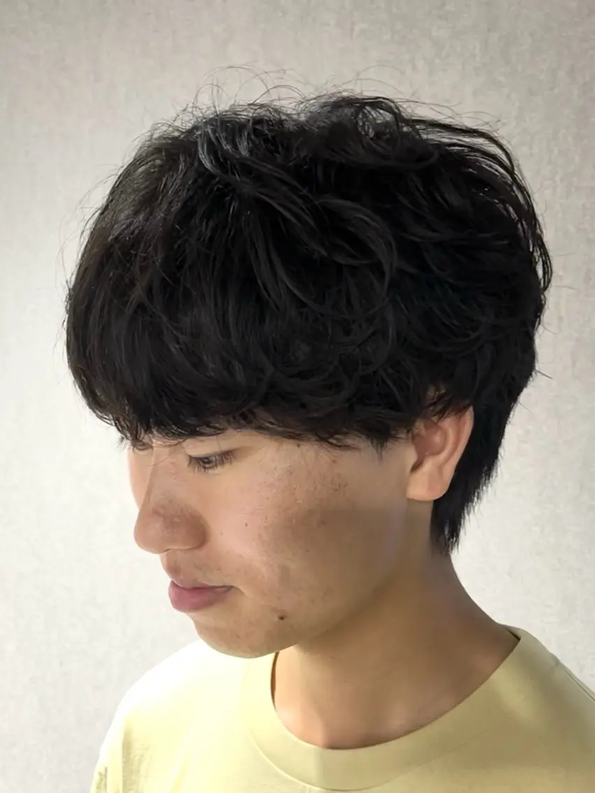 ショート カラー パーマ メンズ カット パーマ 【シャドウパーマ センターパート】義心のヘアスタイル