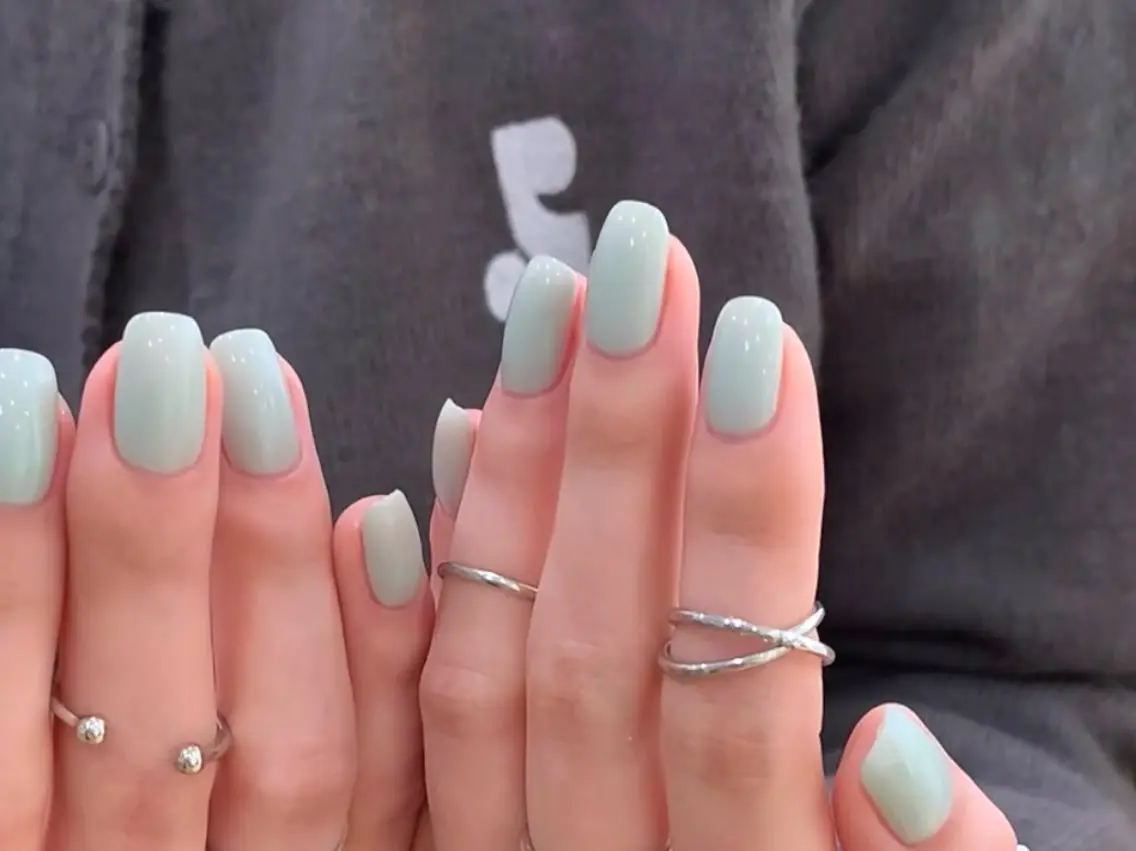 ミディアム ハンドネイル Atelier nail salonのネイルデザイン