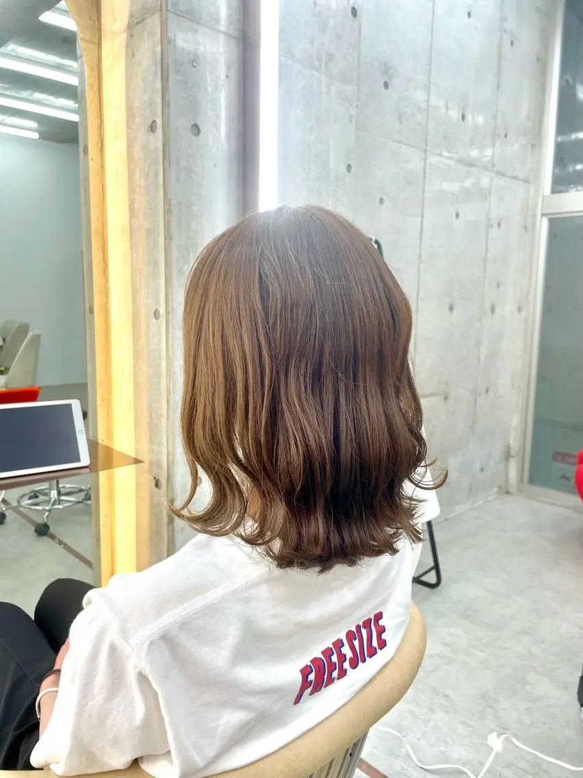 ミディアム カット ヘアカラー トリートメント 髪質改善🦋韓国ヘア /艶髪カラー/ゆうとのヘアスタイル