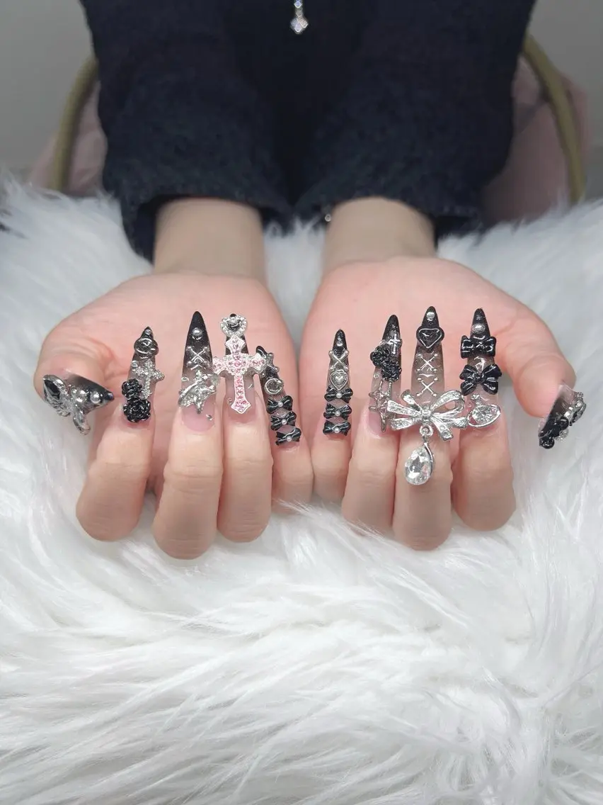 ネイル ハンドネイル Lee Nails チップ長さだし専門店のネイルデザイン