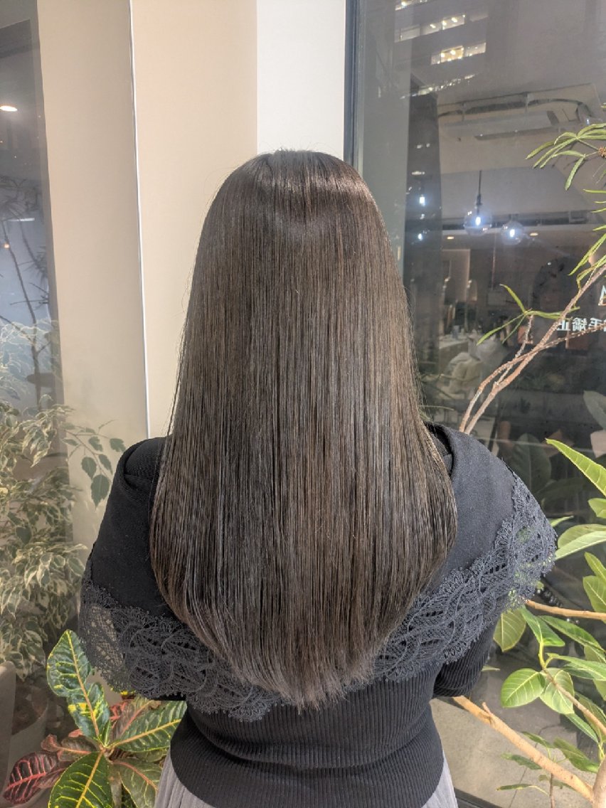 カラー ベージュカラー オリーブベージュ ヘアカラー Ms.CHARM/ 巻田杏花里のヘアスタイル