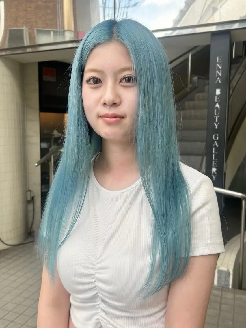 ロング ヘアカラー ブリーチ透明感カラー 🍀mizuki🍀のヘアスタイル
