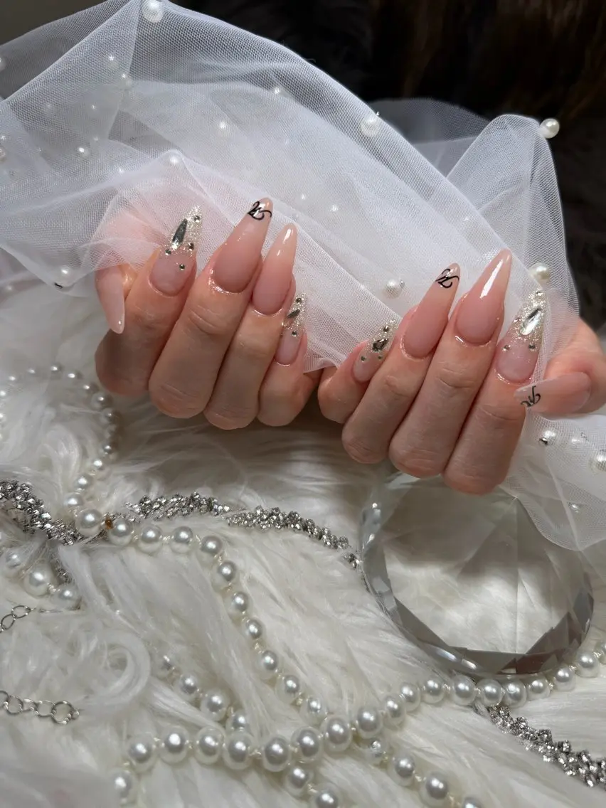 ネイル 長さ出し 持ち込み ハンドネイル nailsalon Refletのネイルデザイン