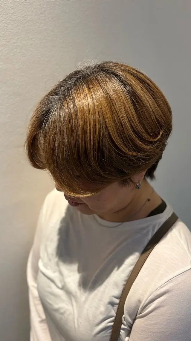 ショート ショートヘア とみ よしふみのヘアスタイル