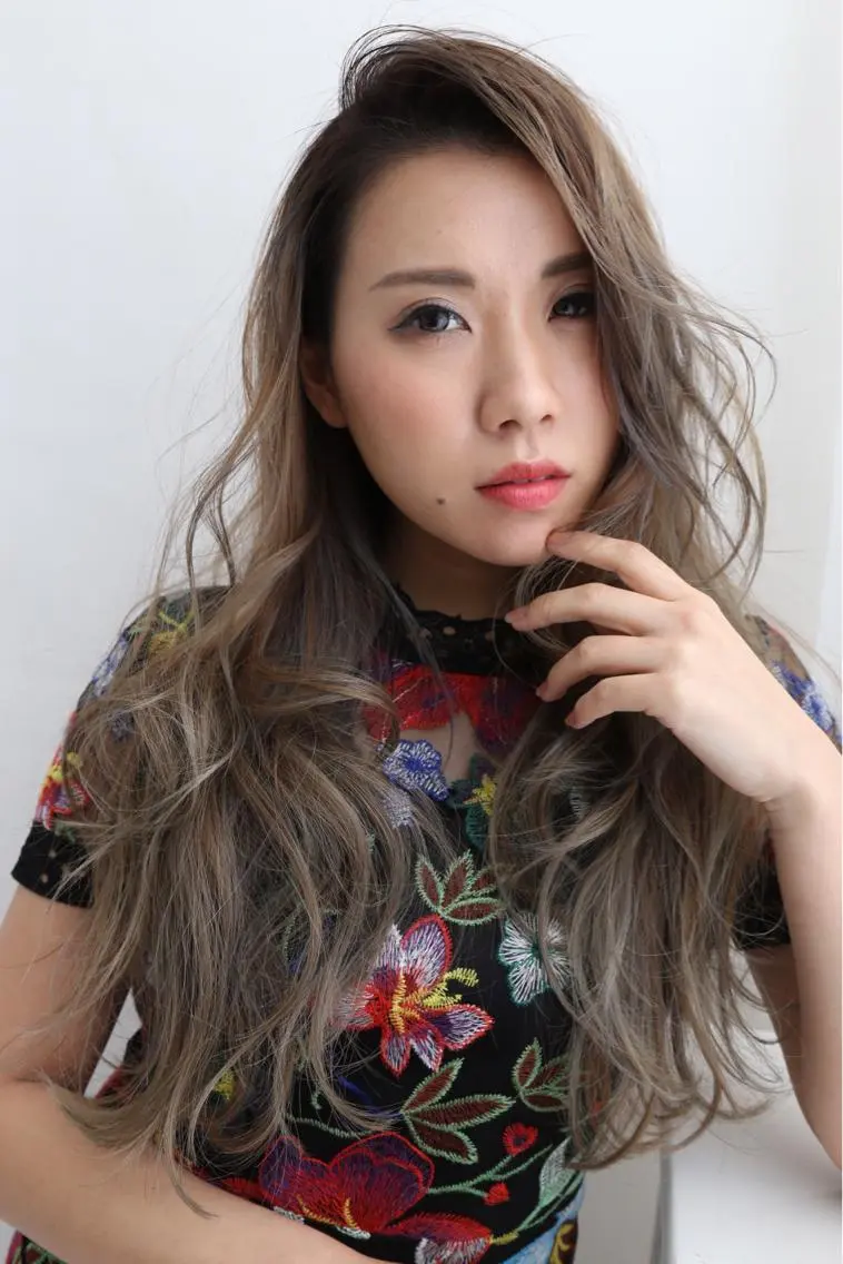 撮影モデルの写真