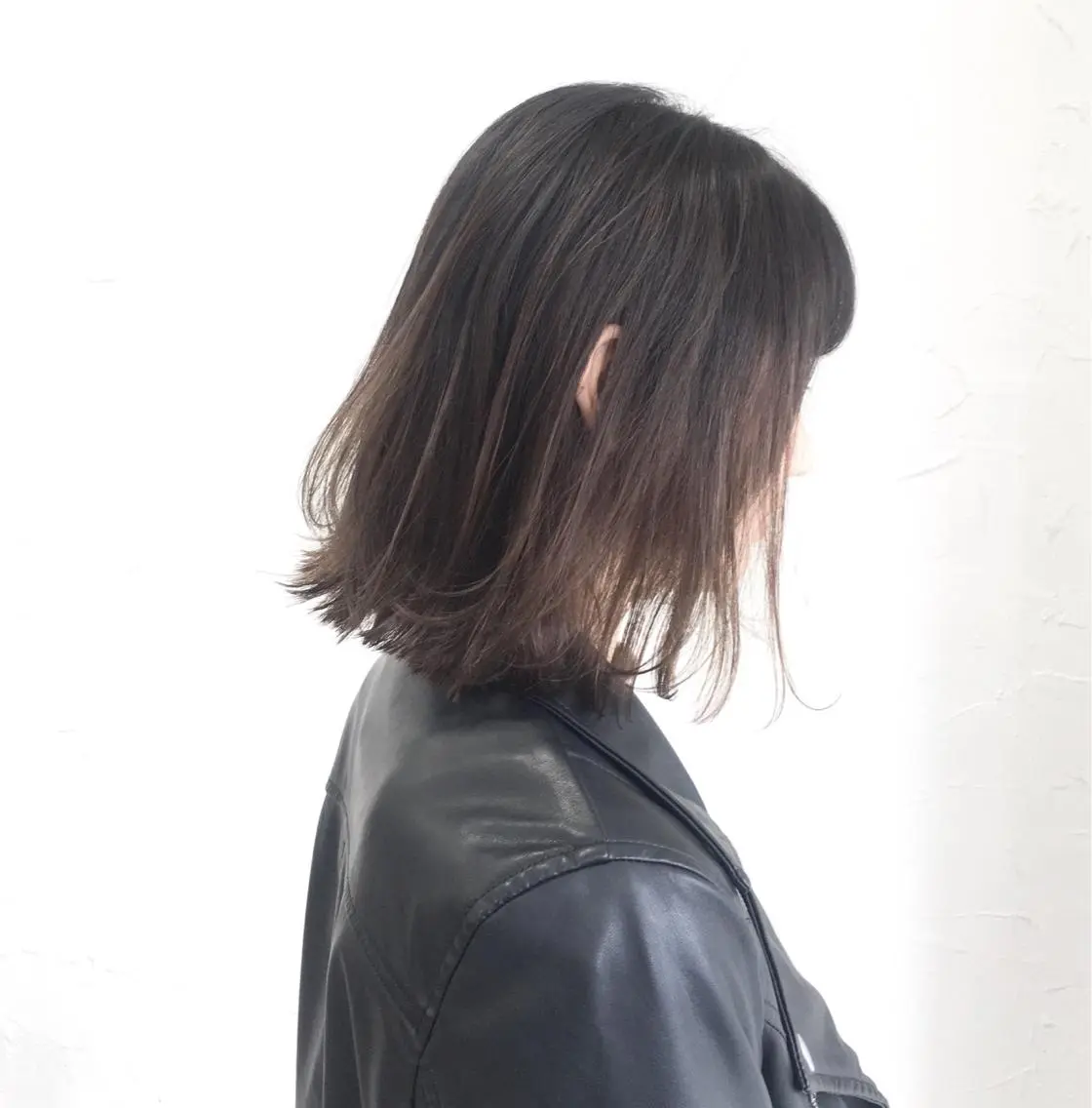 ミディアム カラー 脱!黒髪 ダブルカラー【上野】のヘアスタイル